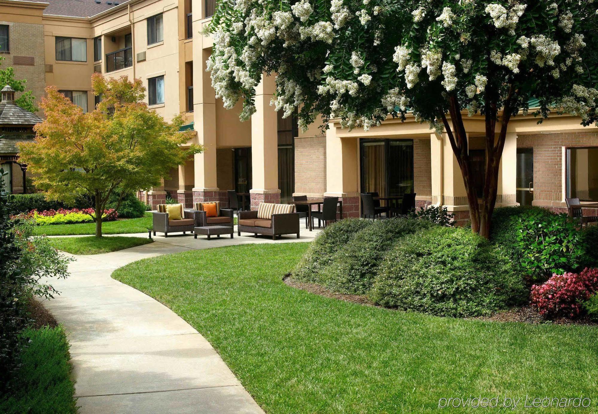 Hotel Courtyard By Marriott Atlanta Alpharetta Facilidades foto